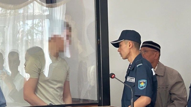Ақтөбеде қатарласына пышақ сұққан студент 9 жылға сотталды
