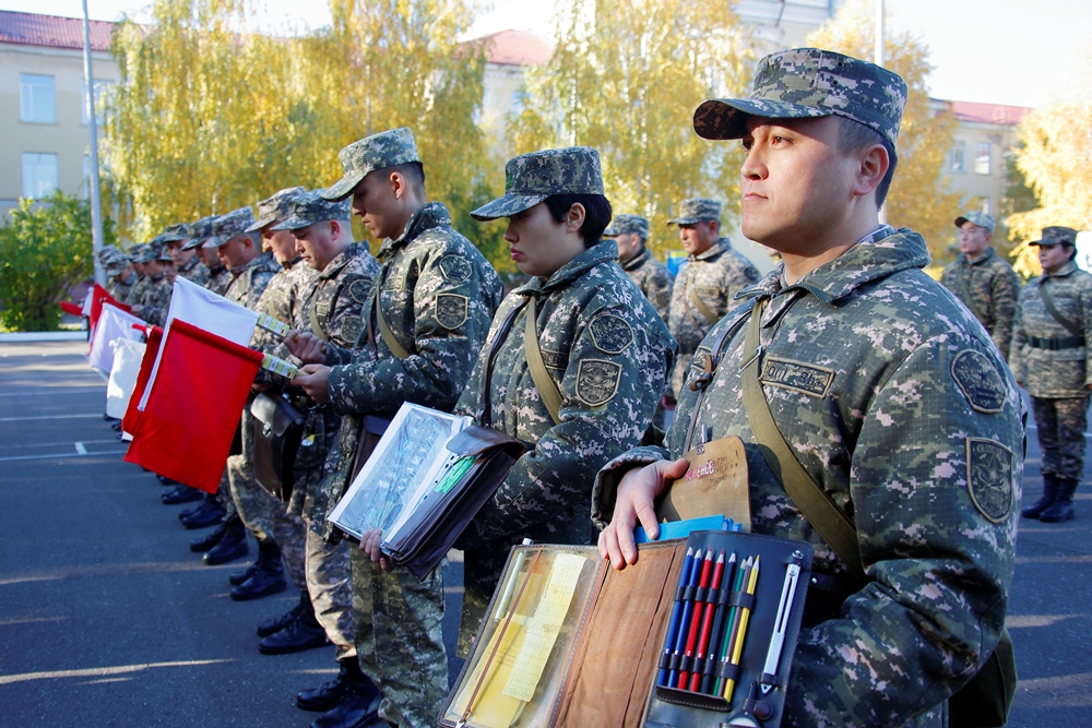 Сколько армия в казахстане. Армия Казахстана. Вс Казахстана. Казахстан воинские части. Армия часть.