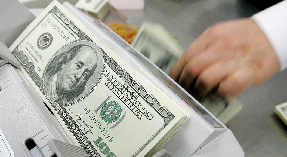 Сколько стоит доллар в обменниках Казахстана 29 мая