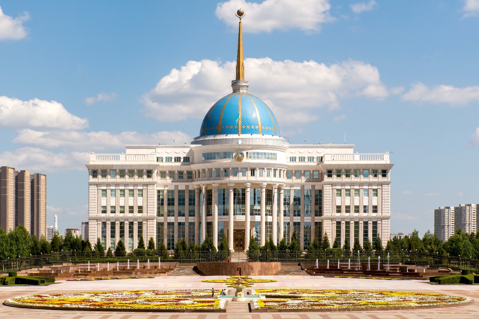 Казахстан посетит премьер-министр Венгрии    