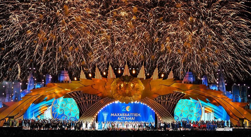 Елбасы: Астанаға 20 жыл ішінде 180 президент келді