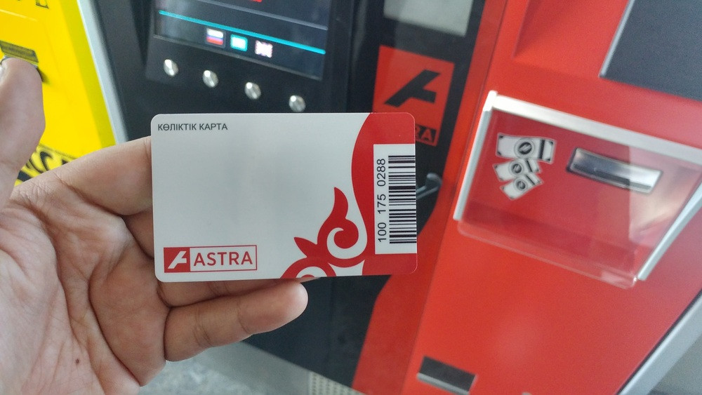 Стало известно, сколько пассажиров в Астане используют транспортные карты 