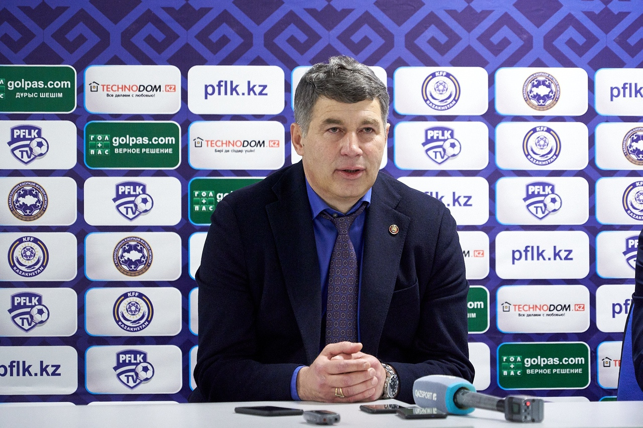 Виктор Кумыков официально остался на посту главного тренера ФК "Атырау"