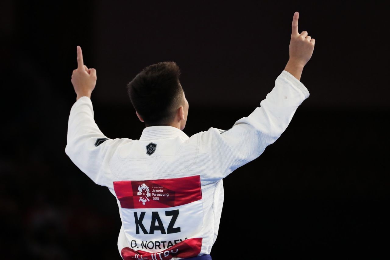 Дархан Нортаев завоевал золотую медаль в джиу-джитсу