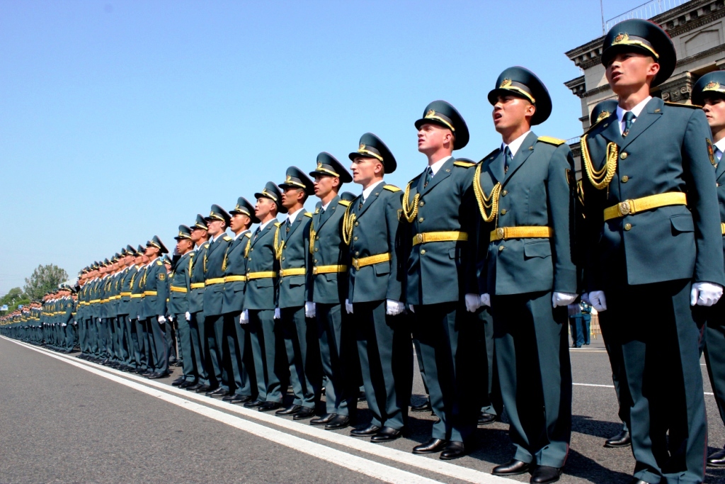 МВД Казахстана направило 20 курсантов на обучение в Россию