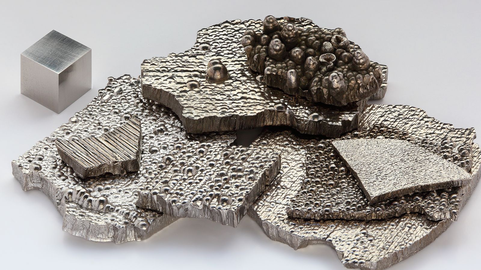 "Тау-Кен Самрук" будет стимулировать развитие отечественной отрасли редкоземельных металлов 