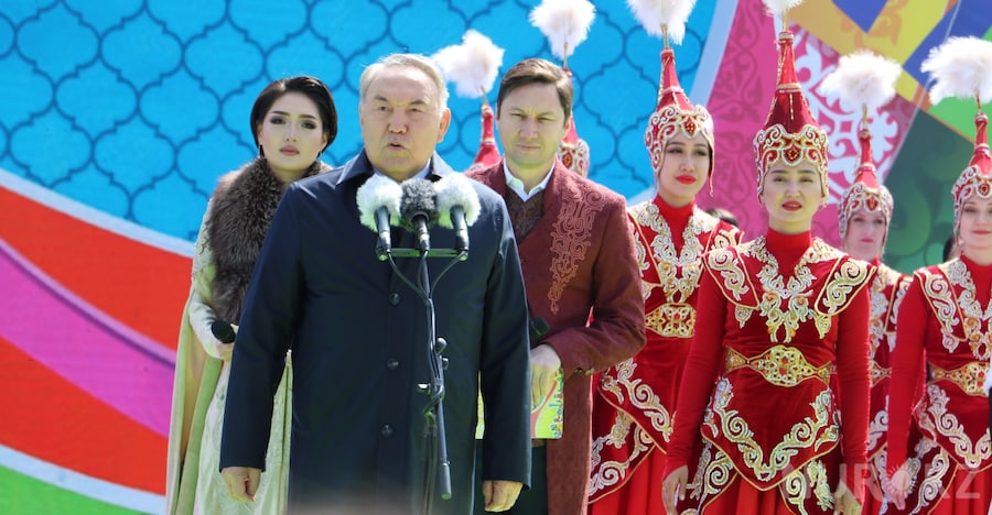 Нұрсұлтан Назарбаев мерекелік жиынға қатысып, барша халықты құттықтады