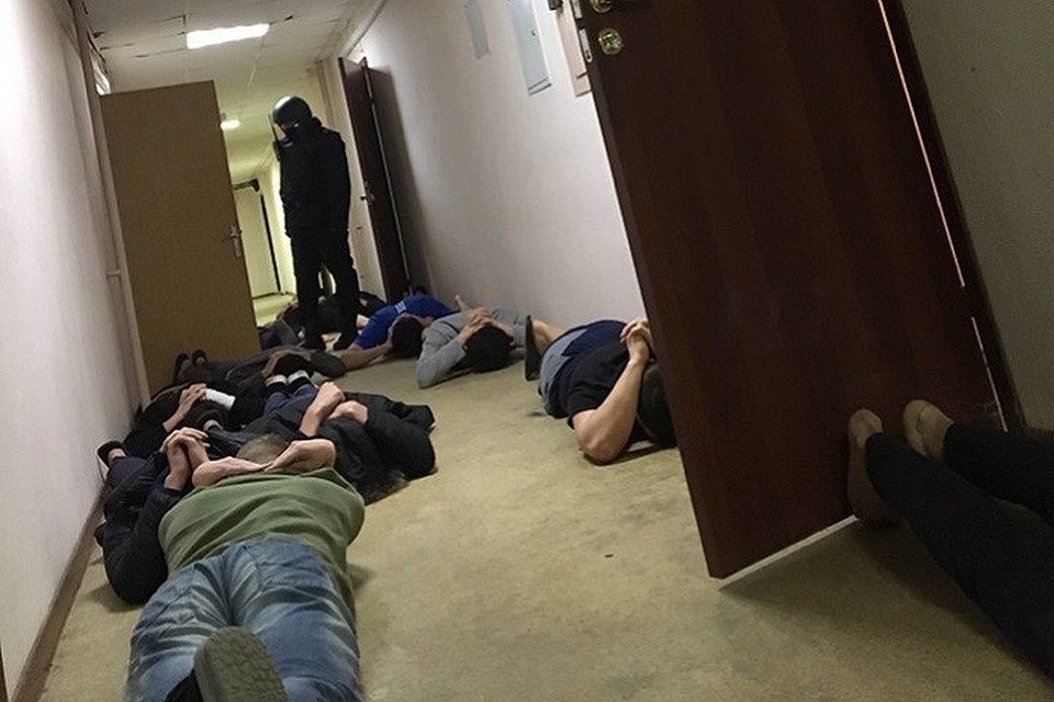В Москве в общежитии столичного вуза прошли массовые задержания студентов