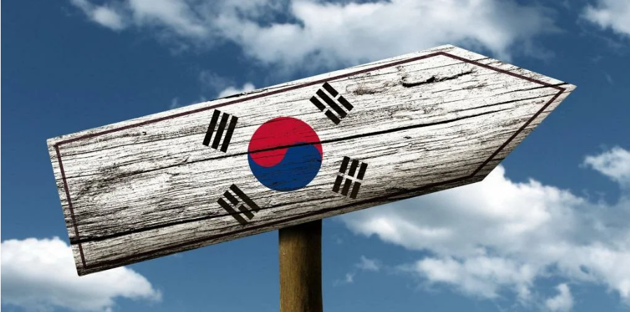 Оңтүстік Корея шетелдіктердің елден шығу тәртібін күшейтті