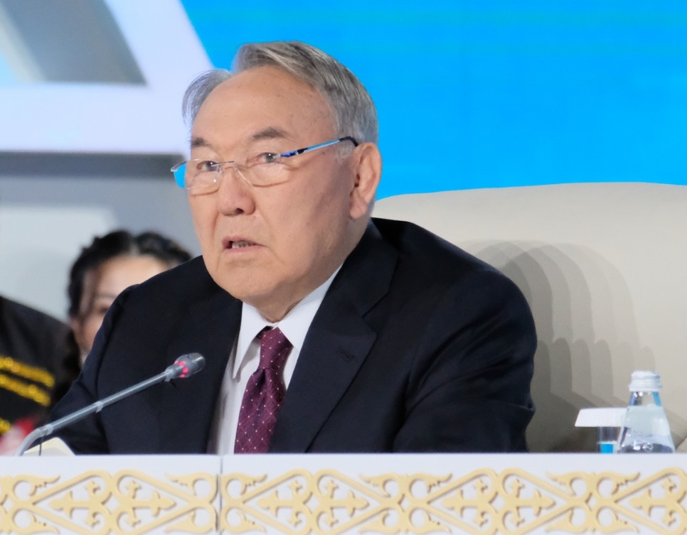  Нұрсұлтан Назарбаев өзінің жаңа орынбасарларын таныстырды
