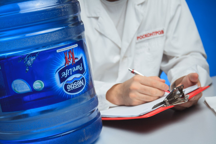 Nestle проведет реорганизацию бизнеса бутилированной воды на фоне падения продаж в США