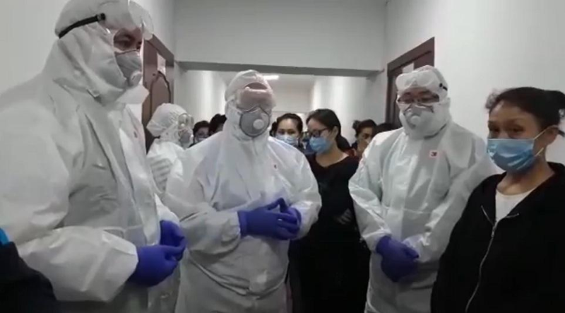 Коронавирус: Алматылық дәрігердің тест нәтижесі басқа біреумен ауысып кеткен