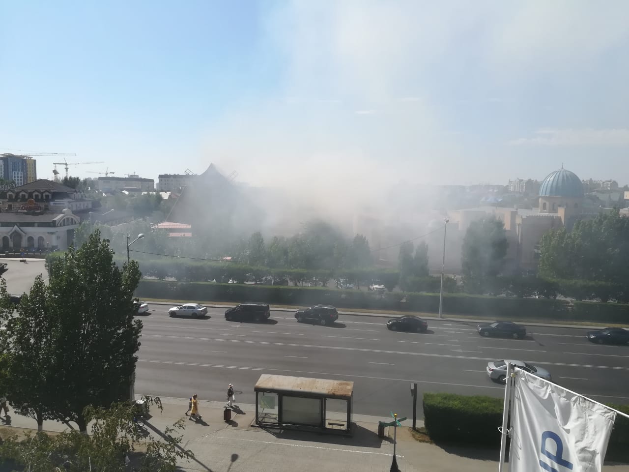 Ресторан "Мельница" горит в Нур-Султане