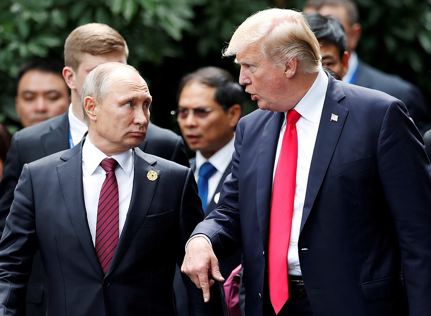 Дональд Трамп всерьез рассматривает возможность визита в Россию по приглашению Владимира Путина