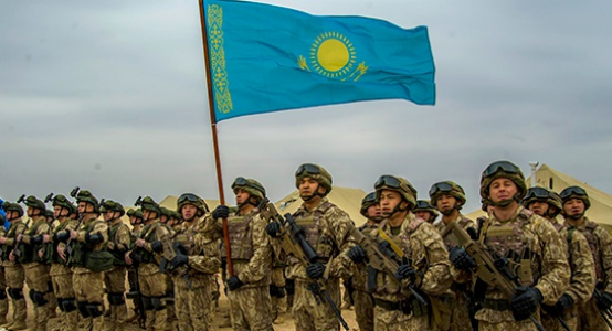 Казахстанские военные принимают участие в международных учениях в России