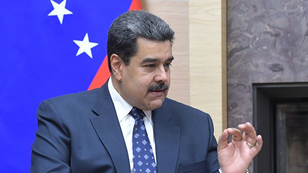 Мадуро обвинил Болтона в организации покушения на него