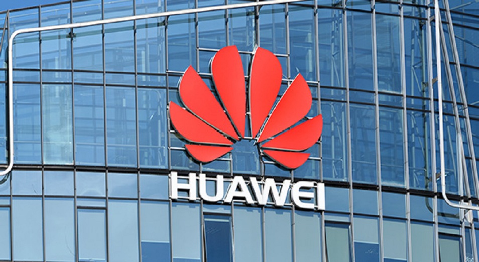 АҚШ билігі Қытайдың Huawei компаниясын қысымға алды