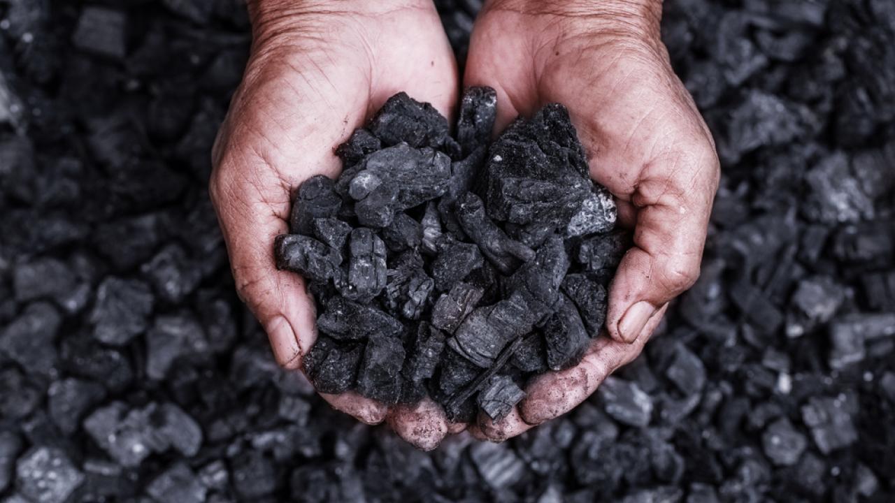 Россия увеличила в апреле объемы импорта казахстанского угля почти на 9%