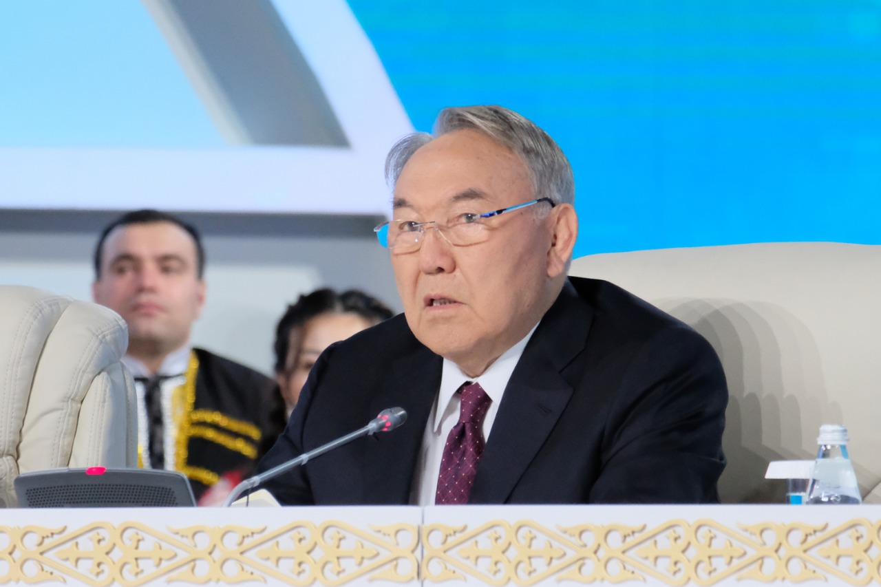 Нурсултан Назарбаев: "Время неумолимо, и мы должны меняться"