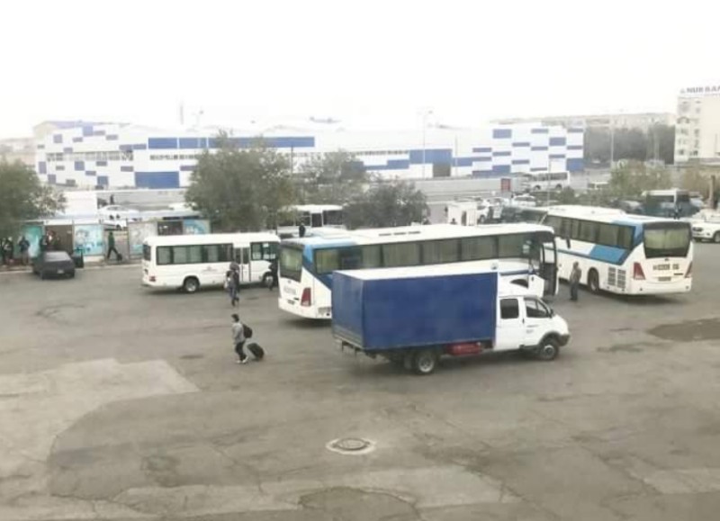 В Атырау запретили въезд на автовокзал машинам с киргизскими и армянскими номерами