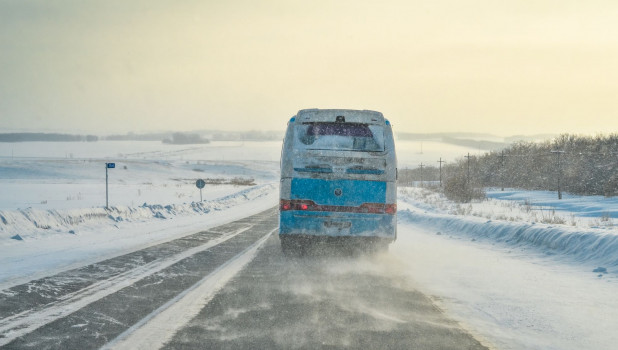 Павлодар-Қызылорда тас жолында 45 жолаушысы бар автобус бұзылып қалды