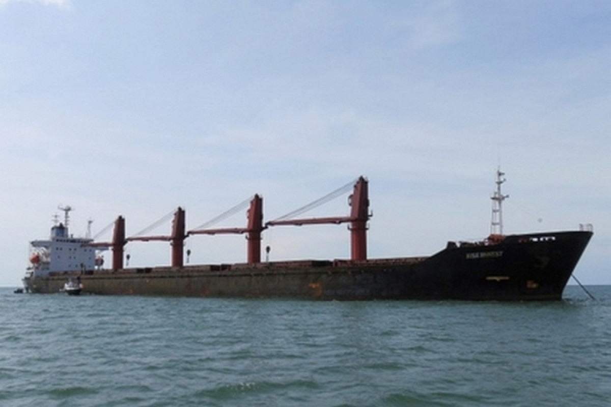 Северная Корея требует возврата грузового судна