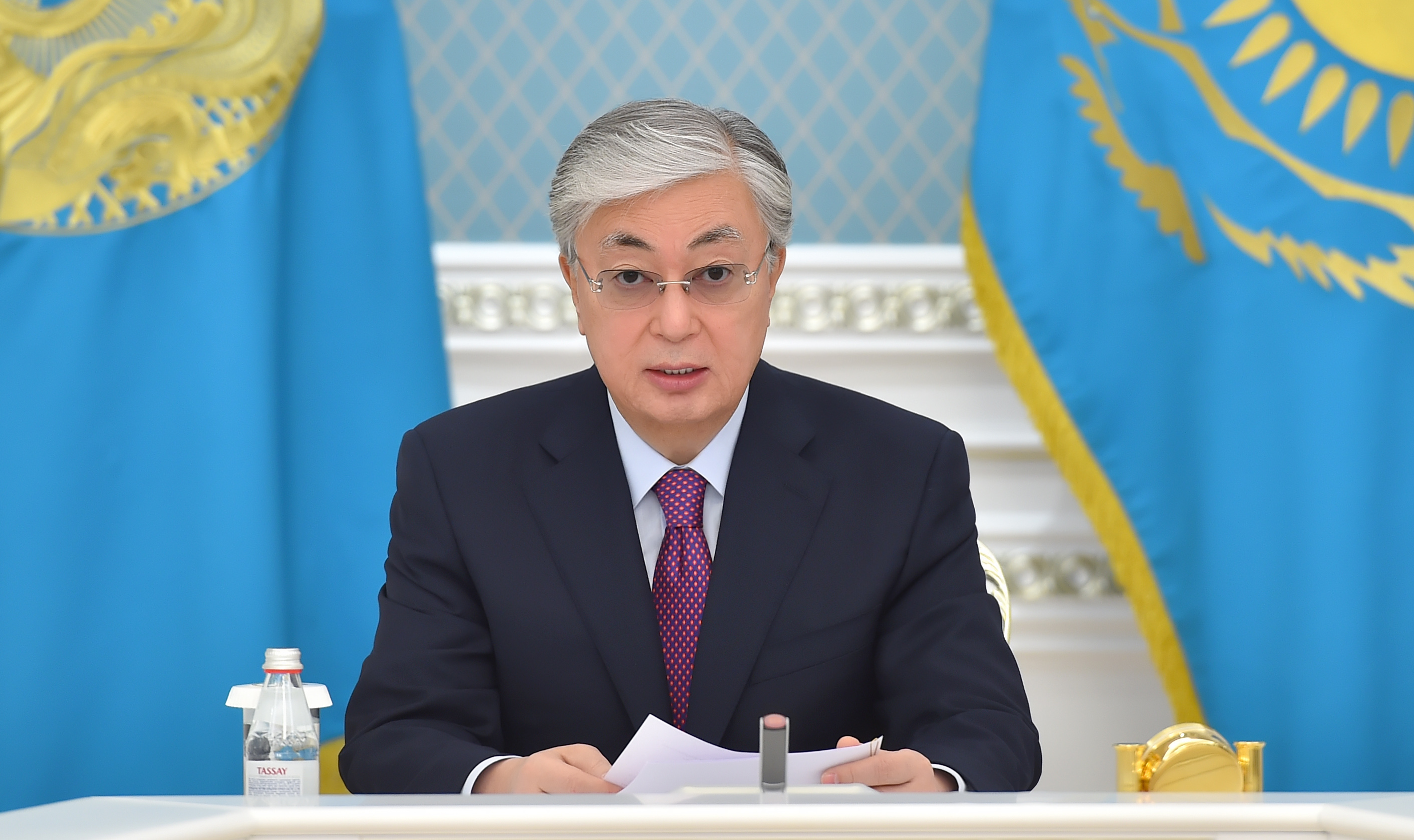 Токаев поручил обеспечить безопасность казахстанских загранучреждений на Ближнем Востоке 