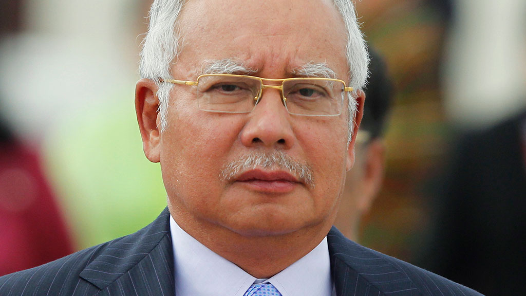 Скандал вокруг 1MDB: Н. Разак потратил деньги из госфонда на подарки