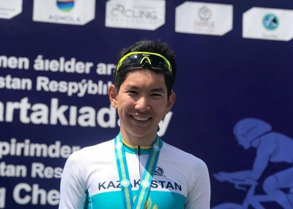 Бауыржан Жапарұлы велоспорттан жасөспірімдер арасында ел чемпионы атанды 
