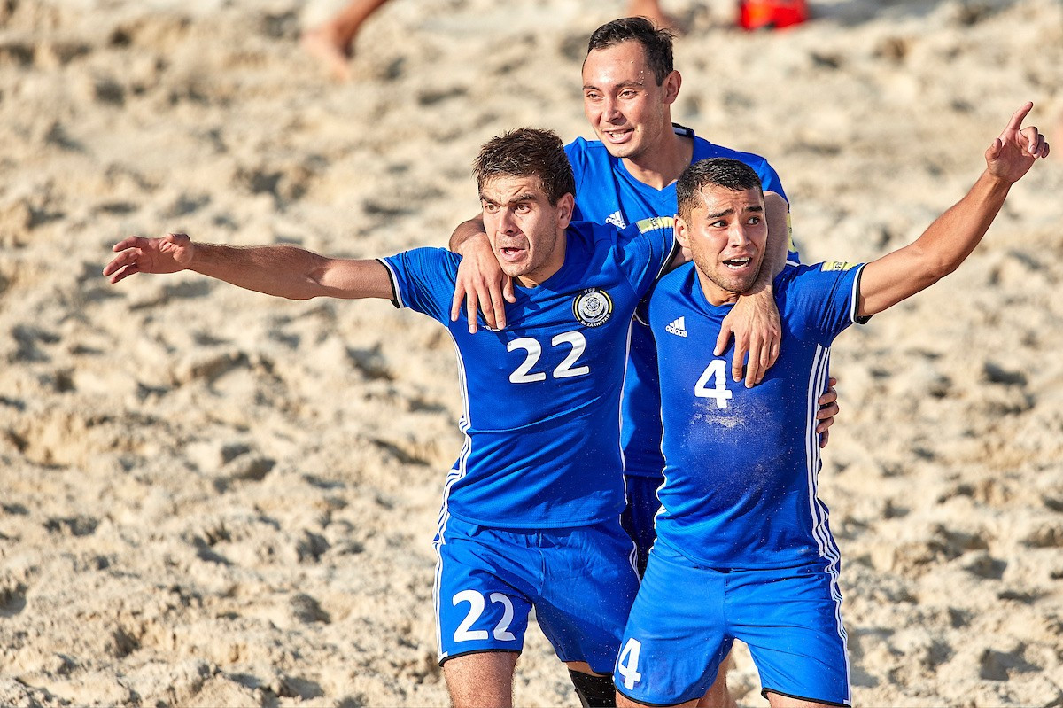 Футболисты Казахстана победили во втором этапе Евролиги