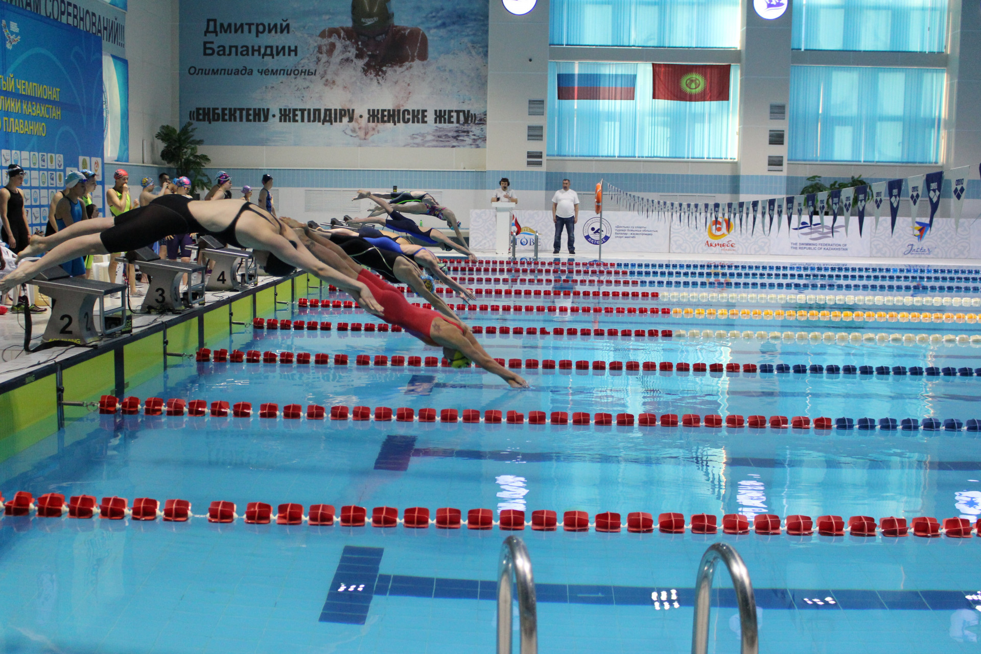 Установлен новый рекорд Казахстана по плаванию  