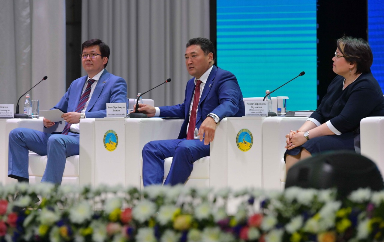 Павлодар облысында 1,1 мың бала қамқорлыққа берілген