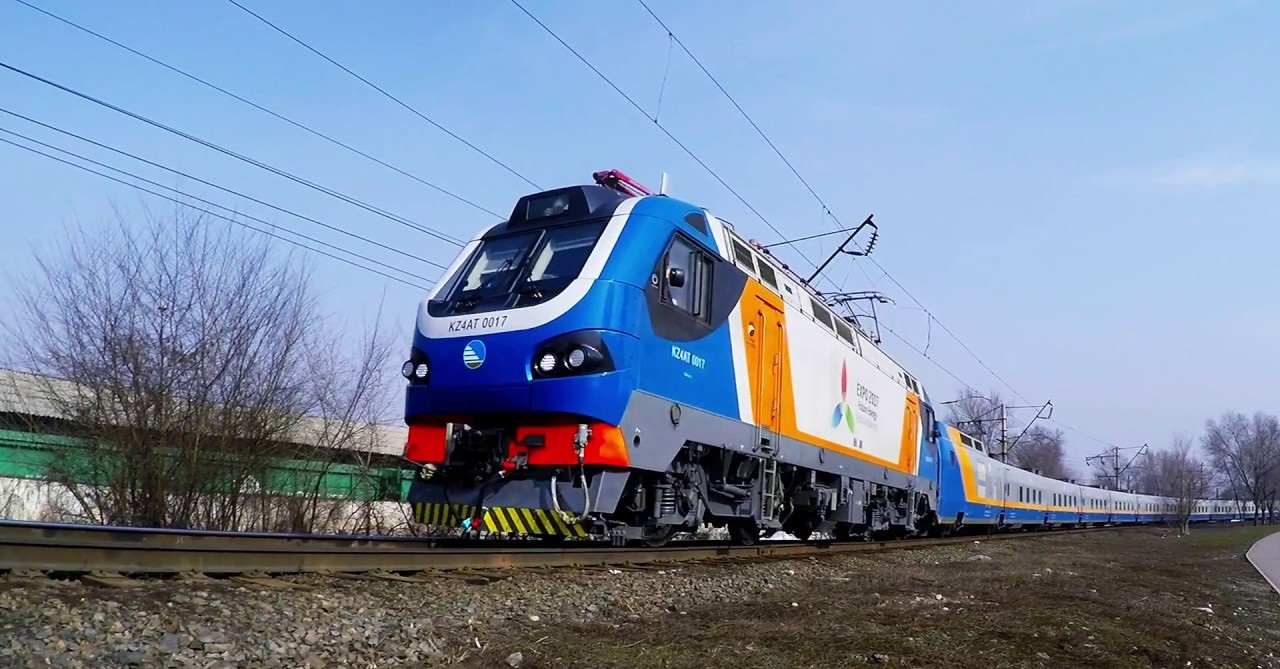 В Казахстане электрифицировано 40% железных дорог