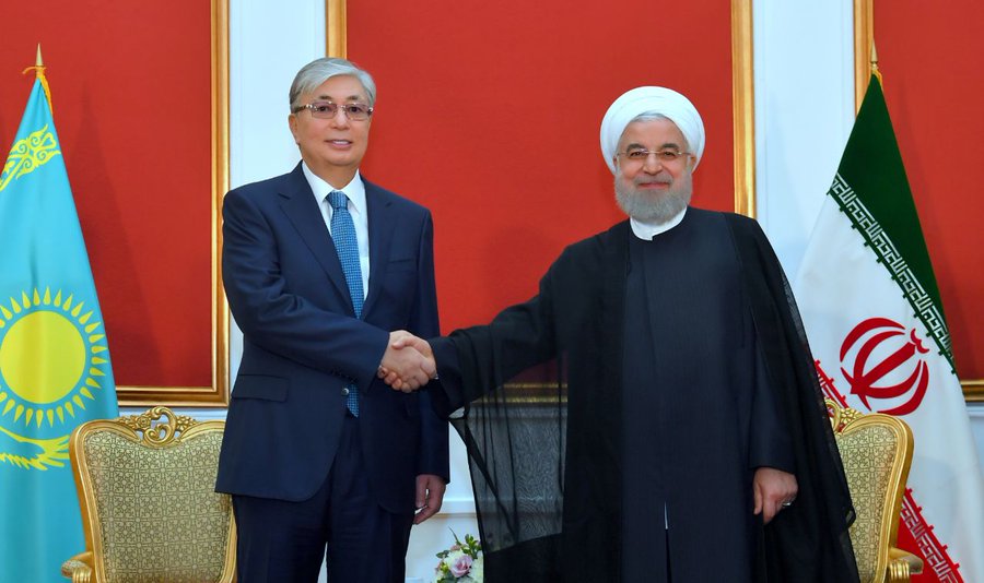Мемлекет басшысы Иран Президентімен кездесті
