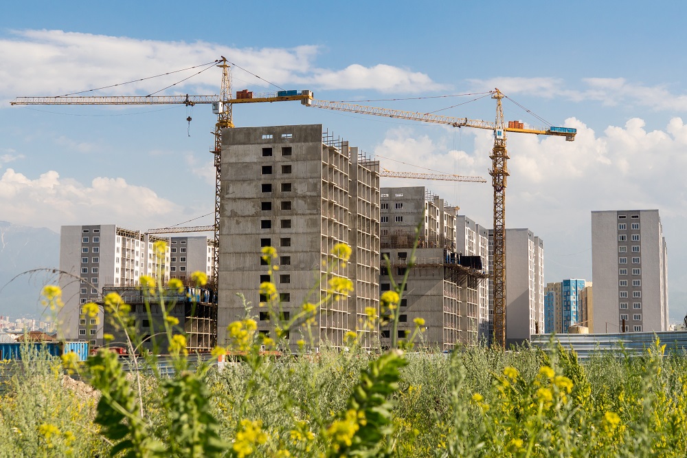 Казахстан на первом месте среди стран СНГ по объему строительства жилья  
