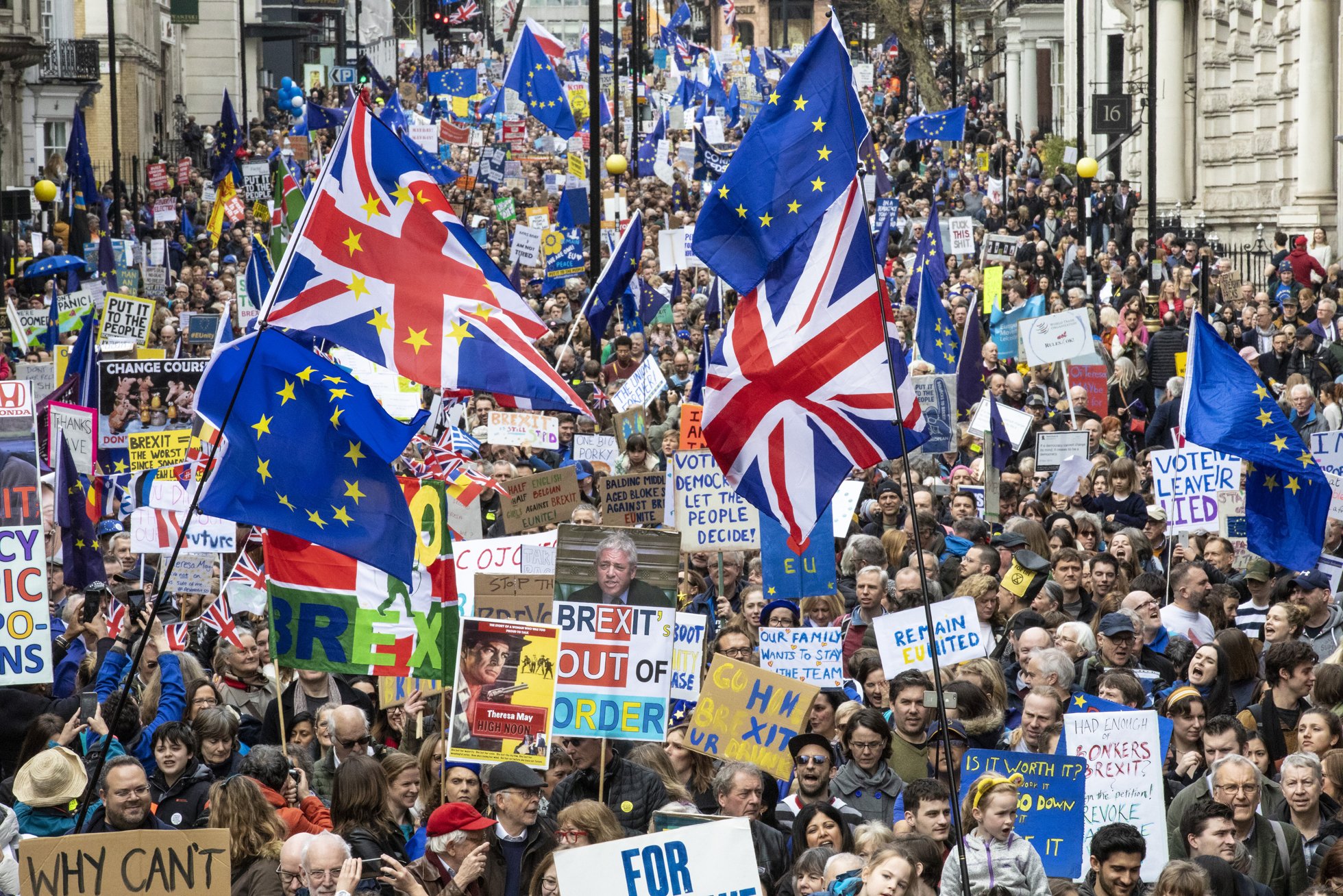 Марш в поддержку второго референдума по Brexit прошел в Лондоне