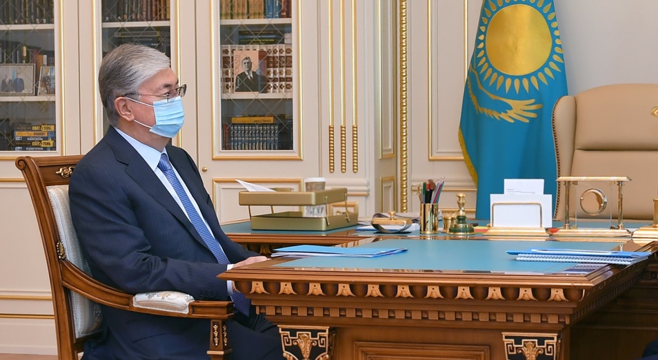 Президент Казахстана ежедневно сдает тесты на COVID-19