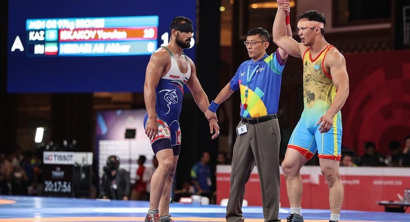 Еще один казахстанский борец завоевал "бронзу" на Азиаде-2018