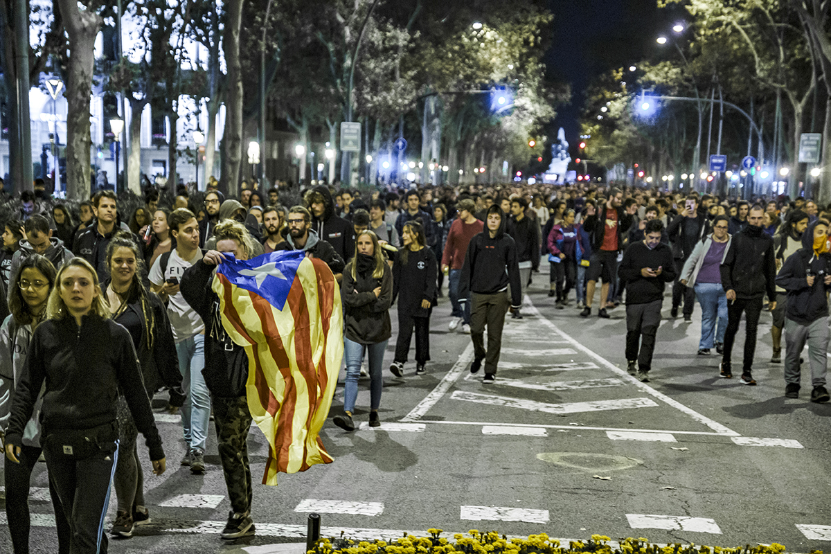 В Каталонии прошли митинги сторонников независимости в преддверии выборов в Испании