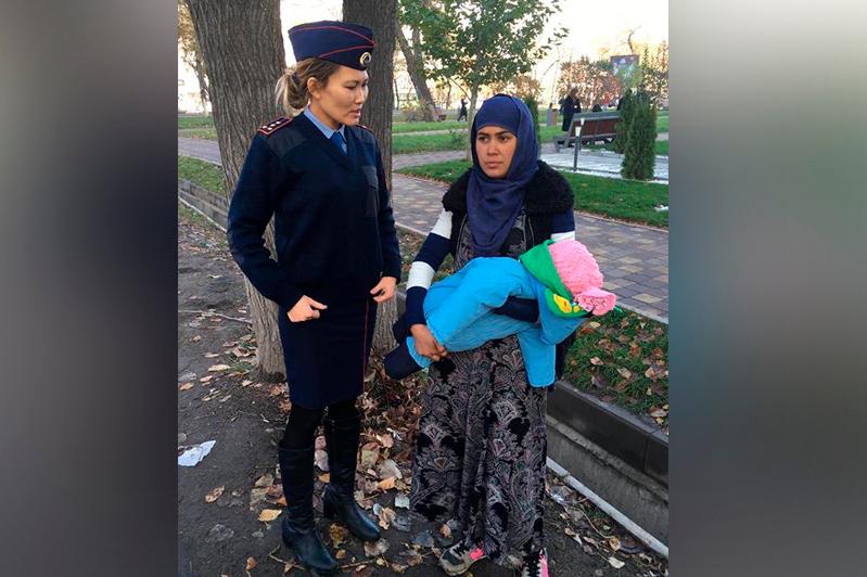 В Алматы полицейские ведут борьбу с попрошайничеством 