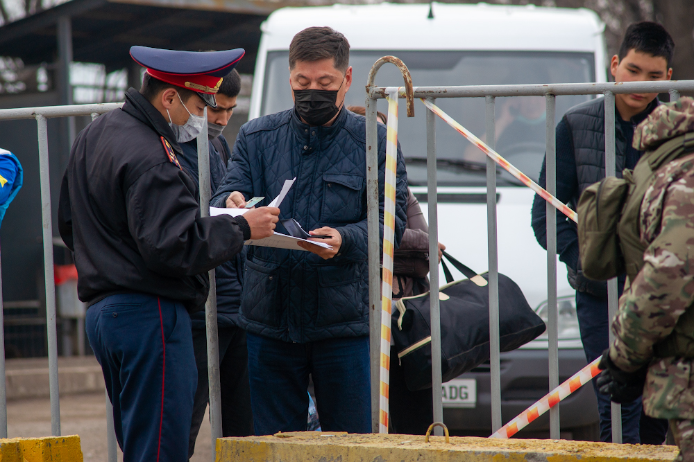 В Алматы могут вернуть строгий карантин, если загруженность стационаров увеличится до 70%