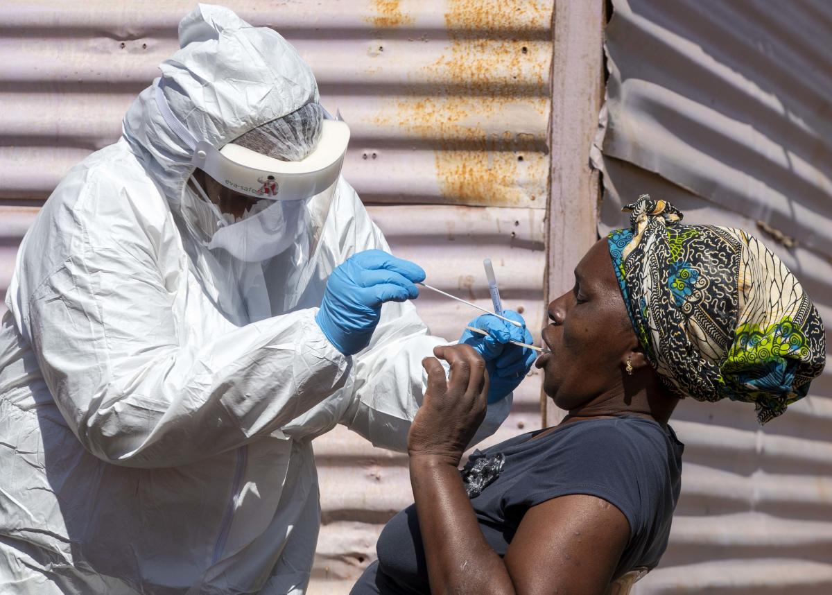 В Африке число инфицированных коронавирусом превысило 30 тысяч
