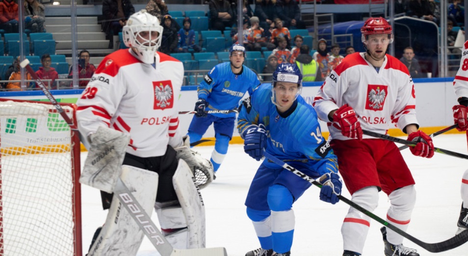 Казахстан остался без хоккейного олимпийского турнира