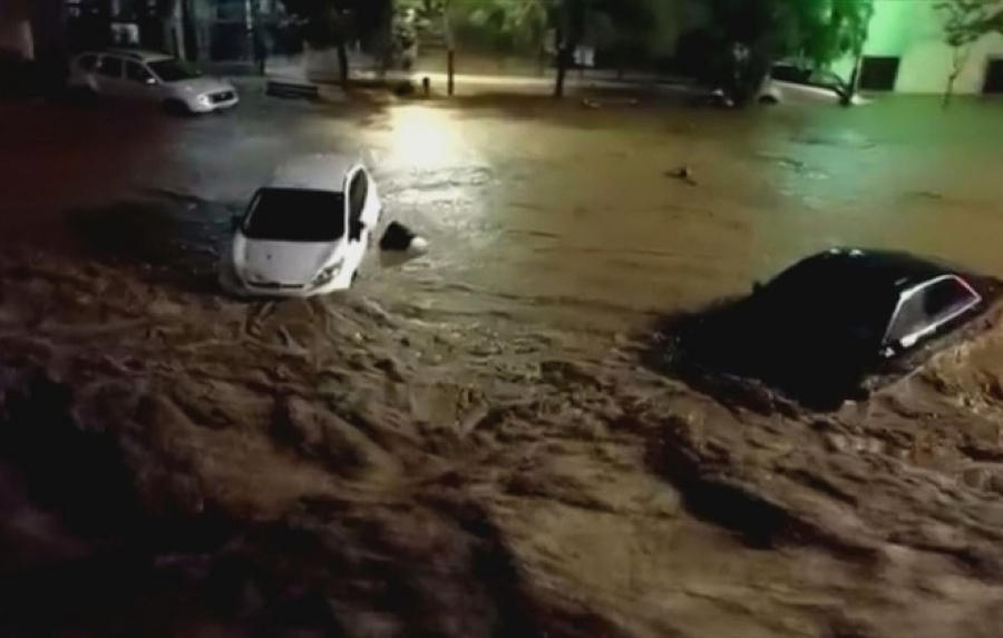 Число жертв наводнения на Мальорке достигло 12 человек