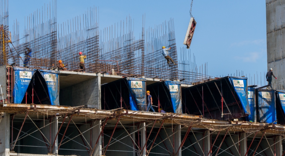 Уже почти половина действующих строительных компаний временно неактивны