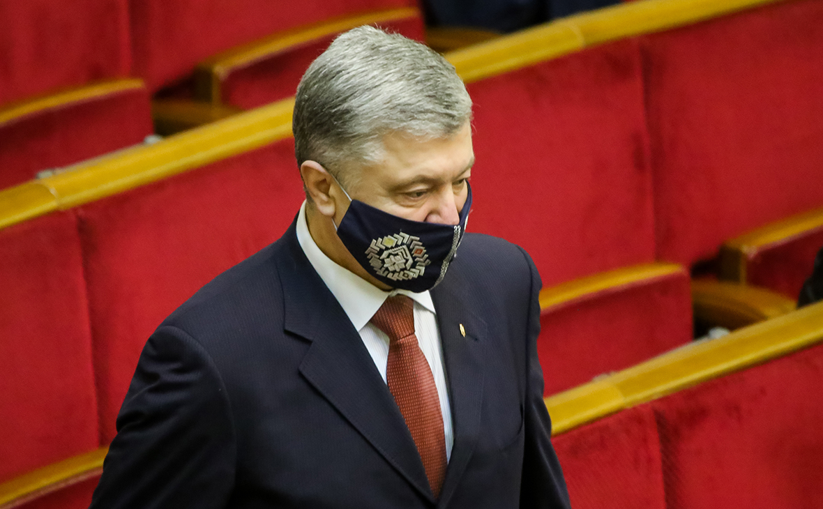 Экс-президент Украины Порошенко госпитализирован с COVID-19