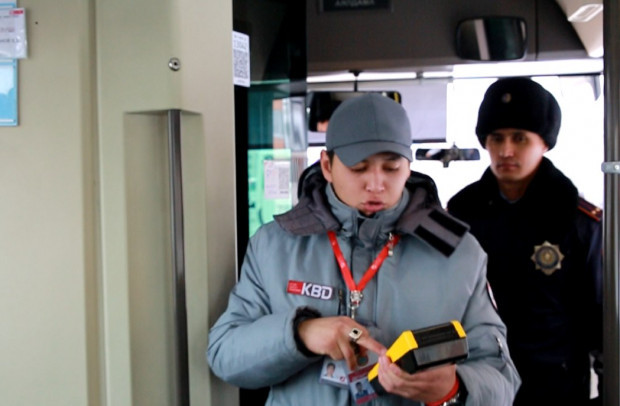 Астана LRT кондуктордың бір күндік жұмысын видеоролик арқылы көрсетті