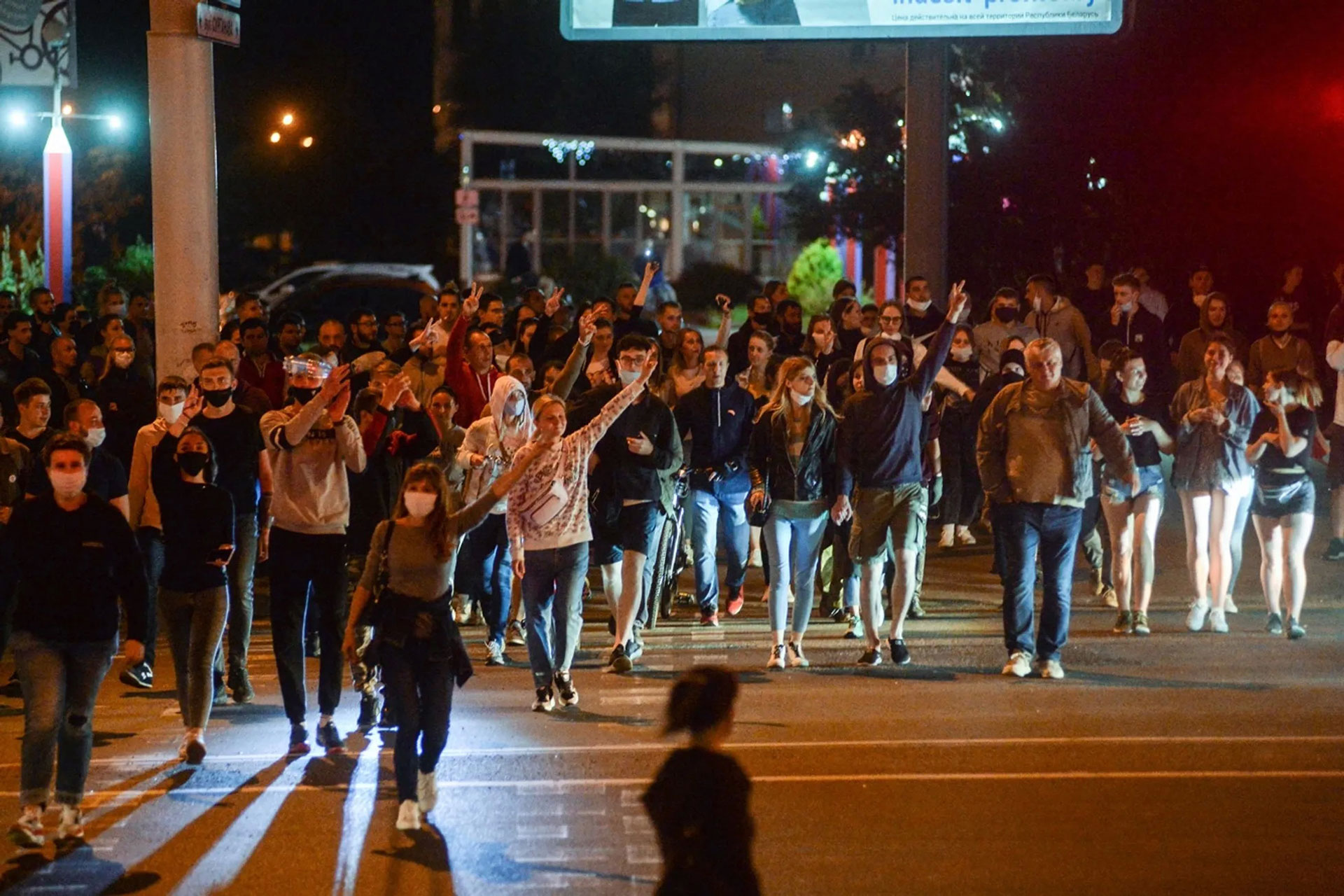 На марш оппозиции в Минске собрались 15 тыс. протестующих