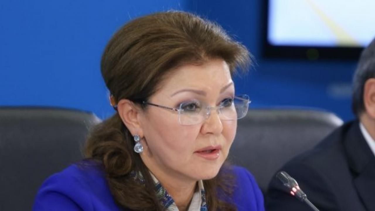 В Казахстане плохо поставлена работа по подготовке пресс-секретарей – Назарбаева  