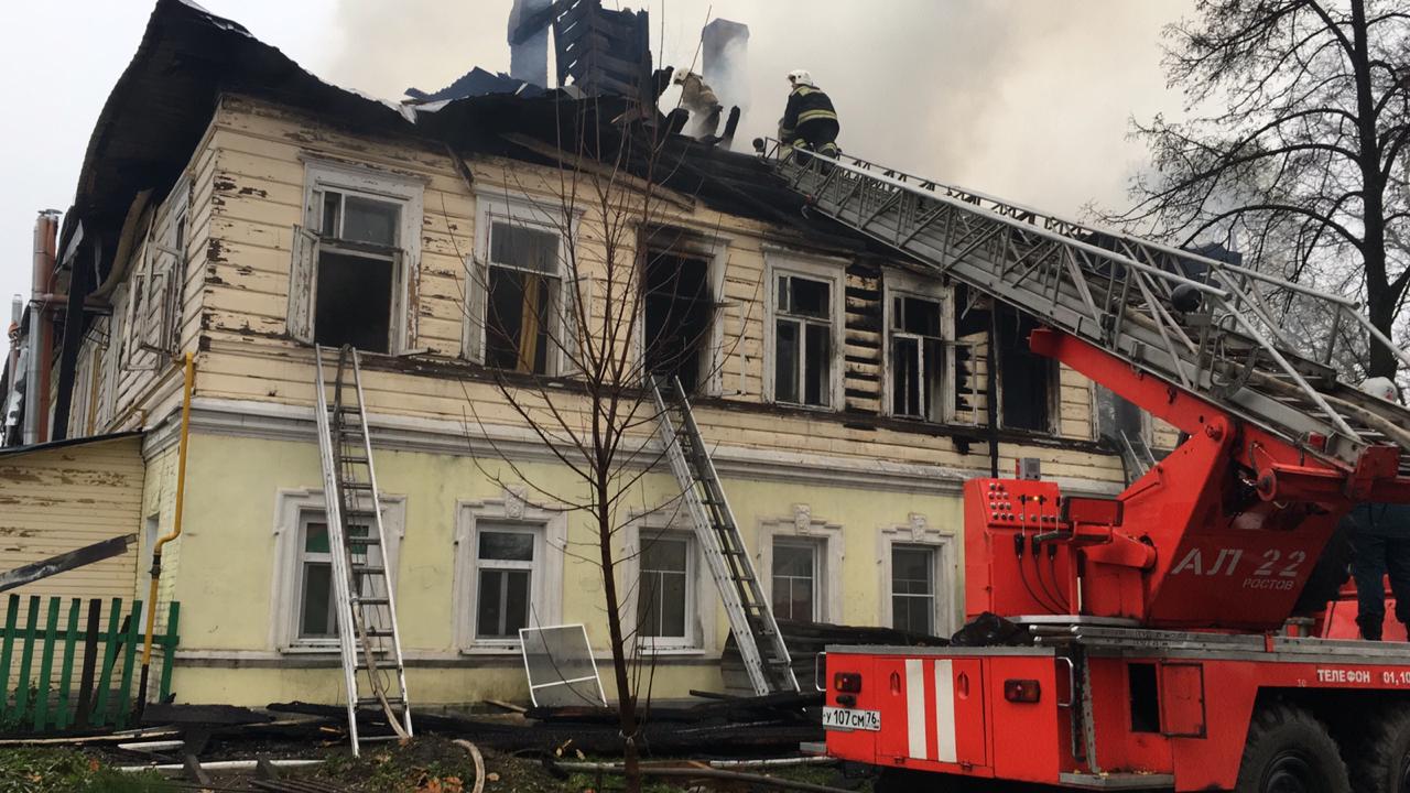 Шестеро детей погибли при пожаре в Ярославской области РФ